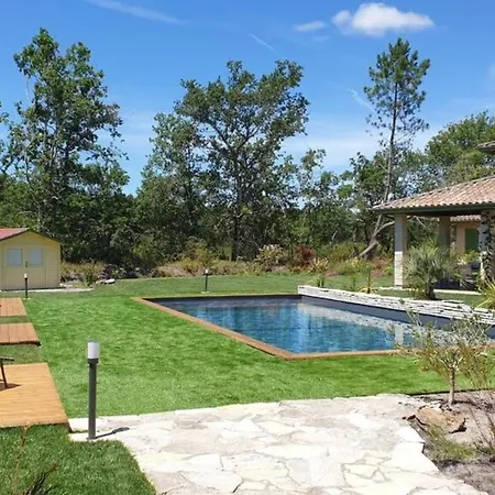 Up To 3 People With Pool And Terrace Pensjonat