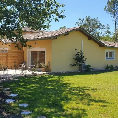 Up To 3 People With Pool And Terrace Parentis-en-Born